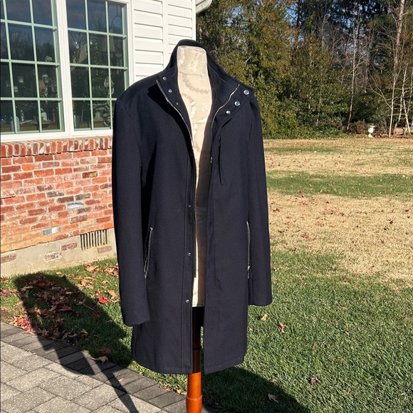 Zara Men's Navy Over Coat - Picture 3 of 15